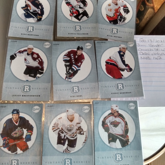Hockey cards, yg's and jerseys and more - Picture 12 of 16